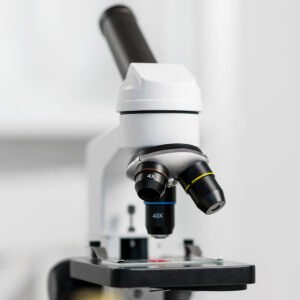 Microscope